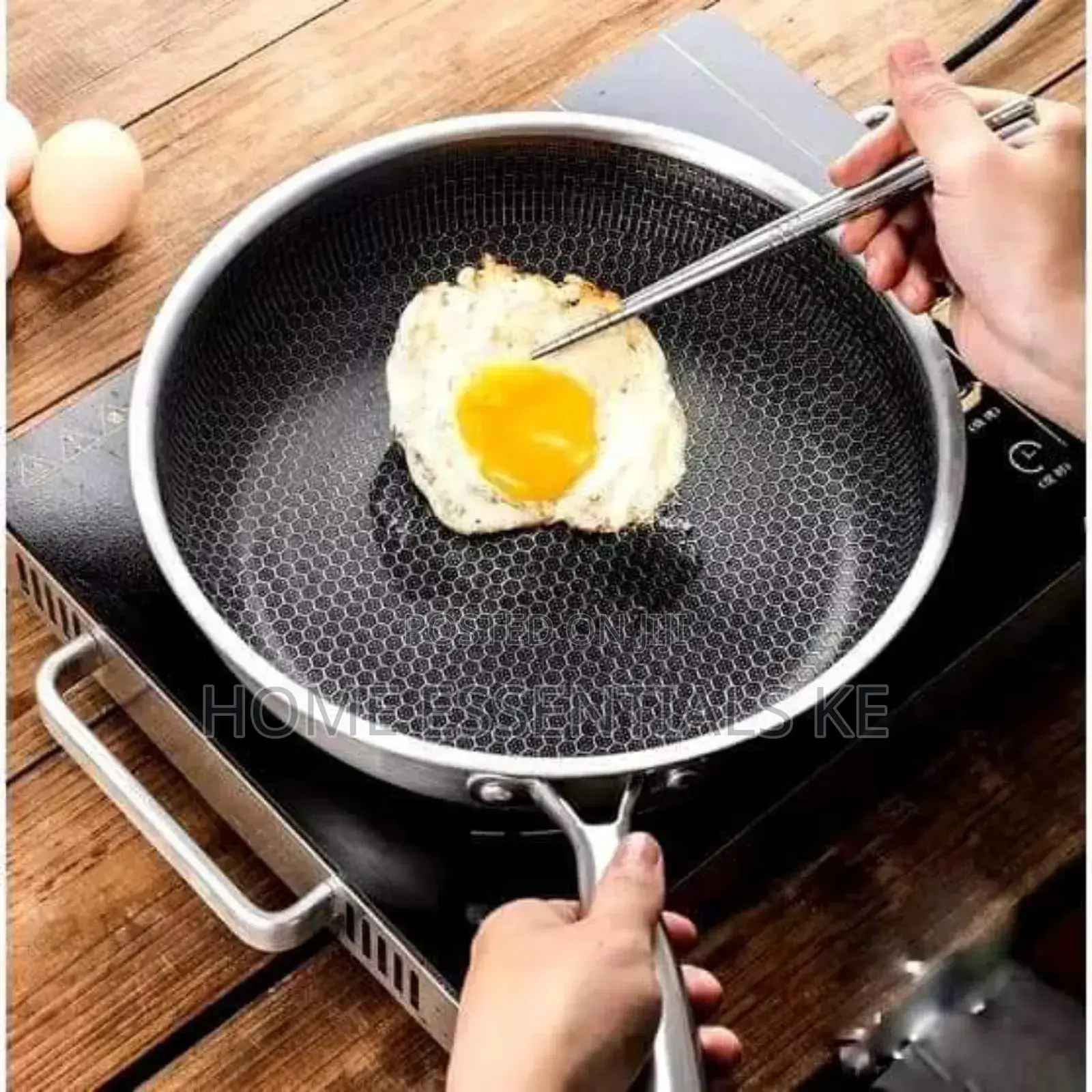 28cm Honeycomb Wok Frying Pan