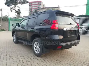 Toyota Land Cruiser Prado 2.7 2017 Black