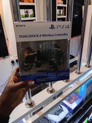 PS4 Controller Camoflage Green - main view