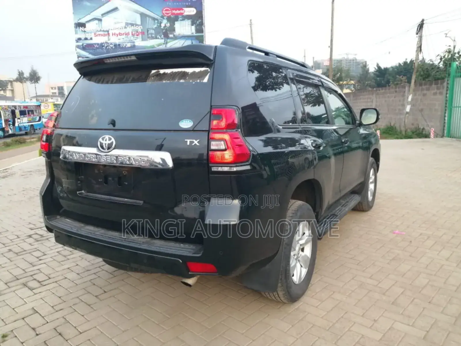 Toyota Land Cruiser Prado 2.7 2017 Black