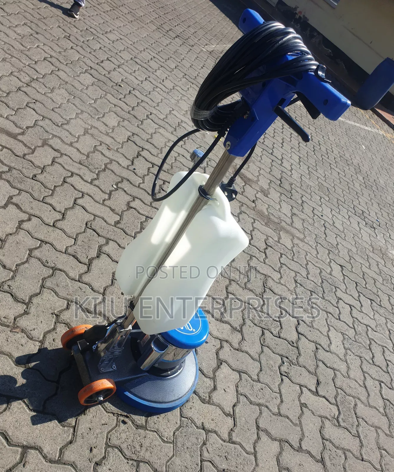 Quality Floor Scrubbers ^^