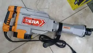 Efficient Dera Demolition Hammer