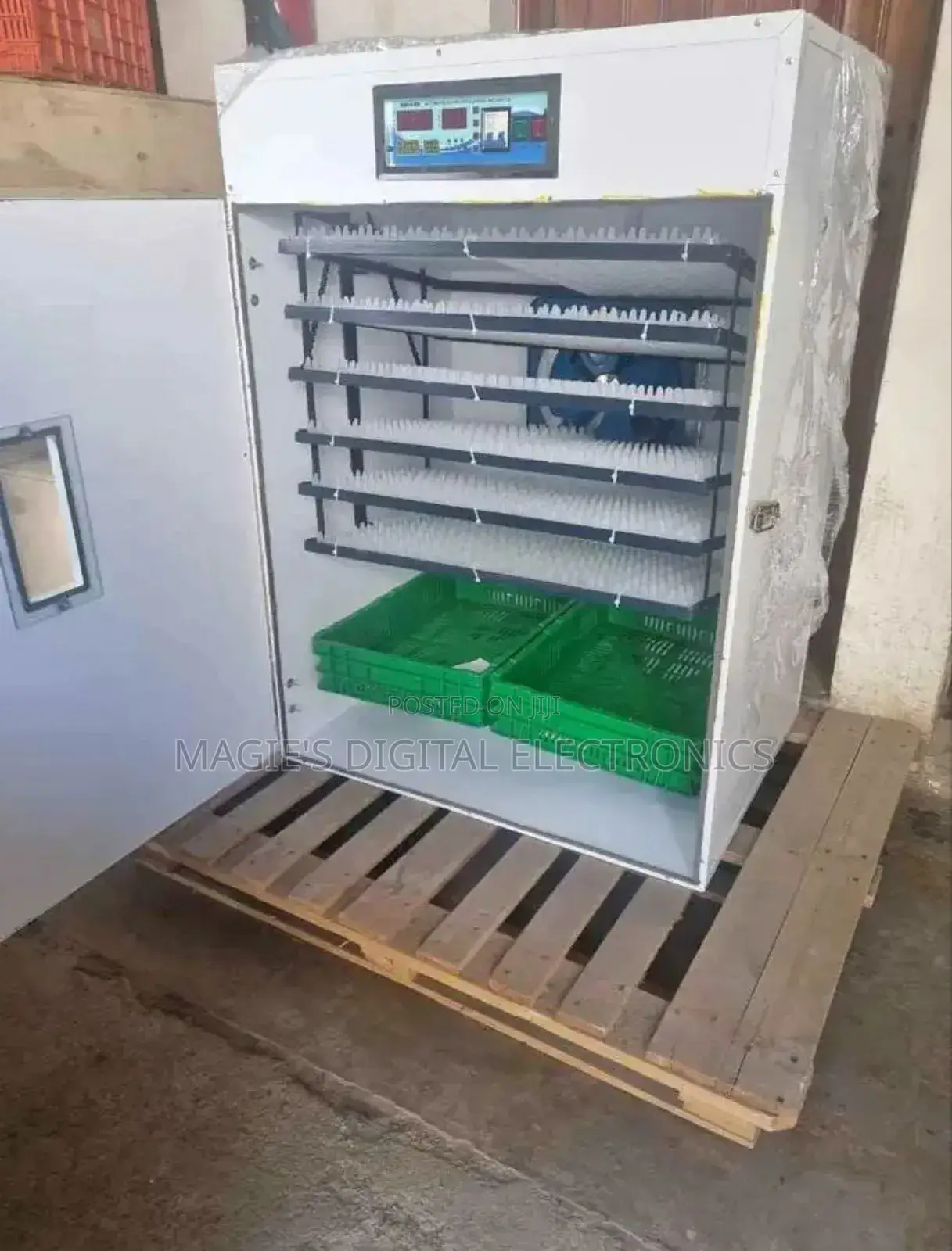 528 Efficient Egg Incubator