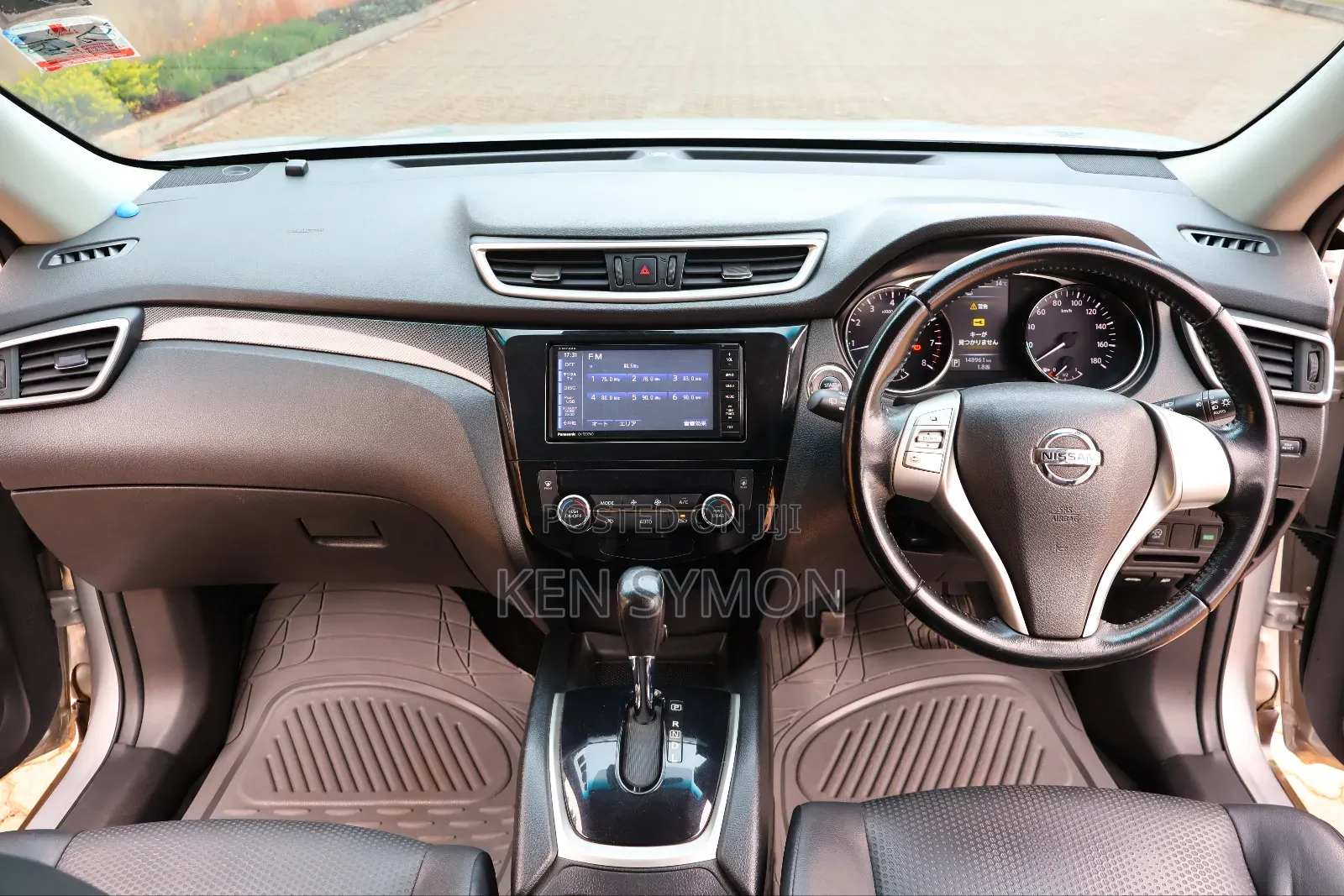 Nissan X-Trail 2.0 Petrol FWD 2014 Silver