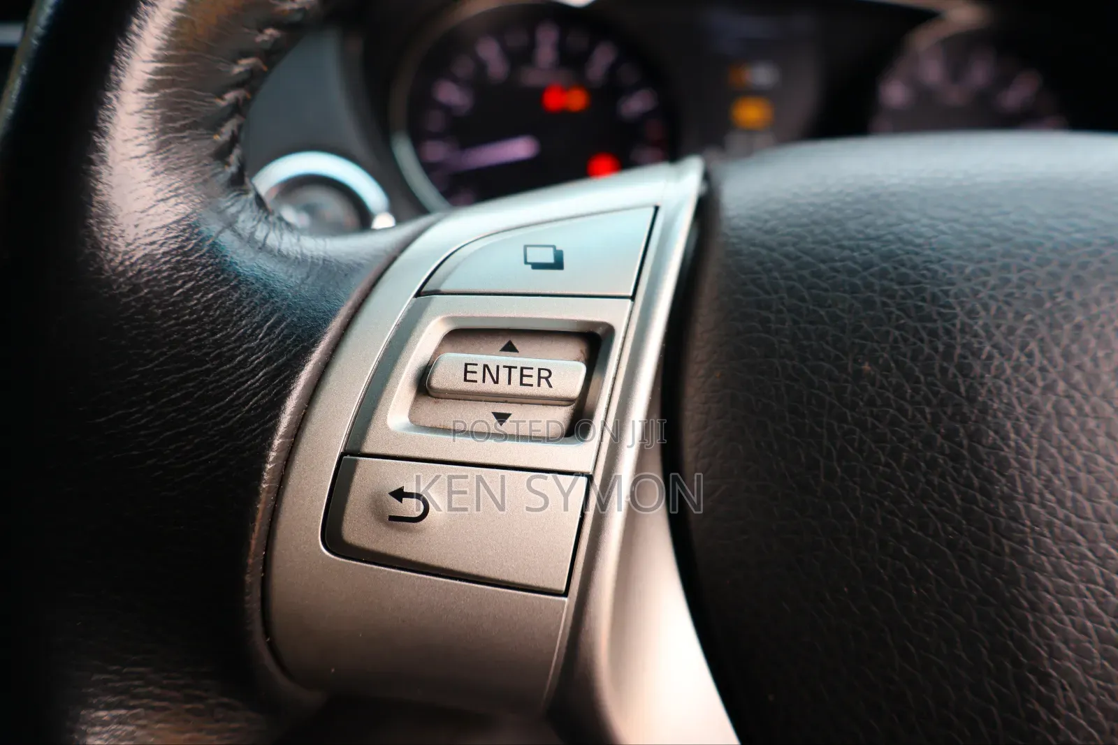 Nissan X-Trail 2.0 Petrol FWD 2014 Silver