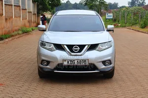 Nissan X-Trail 2.0 Petrol FWD 2014 Silver