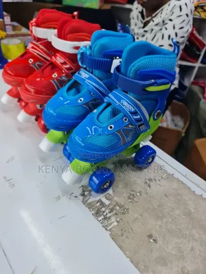 Four Tyres Skate Shoes Four Wheels Skate Shoes
