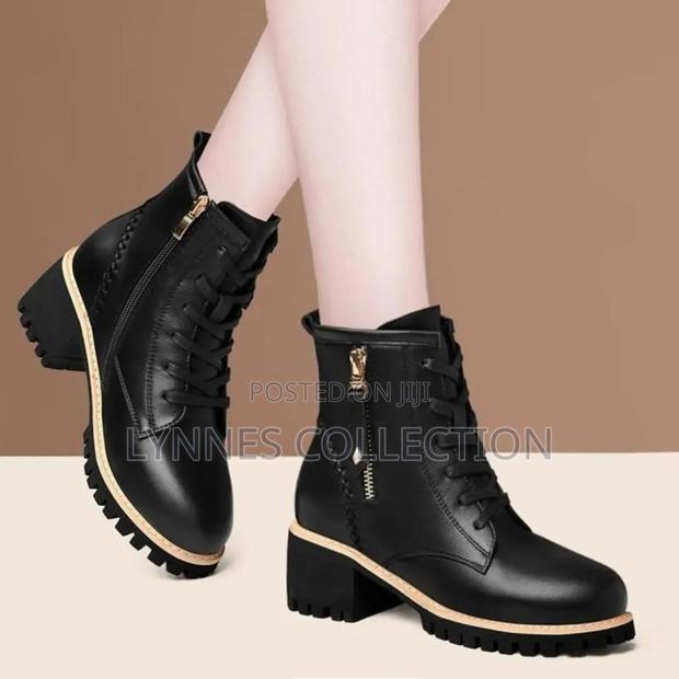 Ladies Quality Boots - thumbnail 2