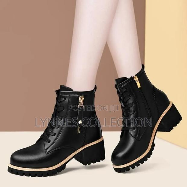 Ladies Quality Boots - thumbnail 3