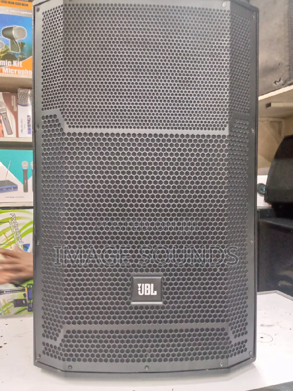 JBL Monitor Speaker Powered 15inch PRX 715-Original