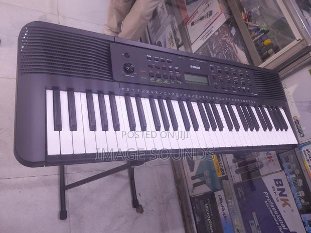 Keyboard Yamaha 283 - main view
