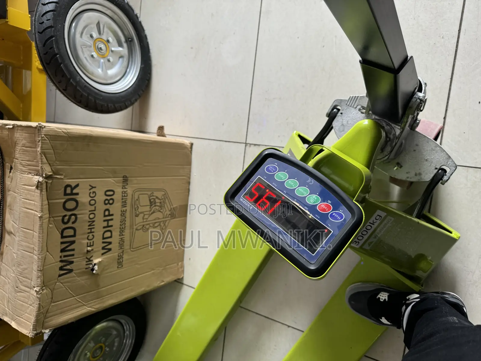 Scale Pallet Truck