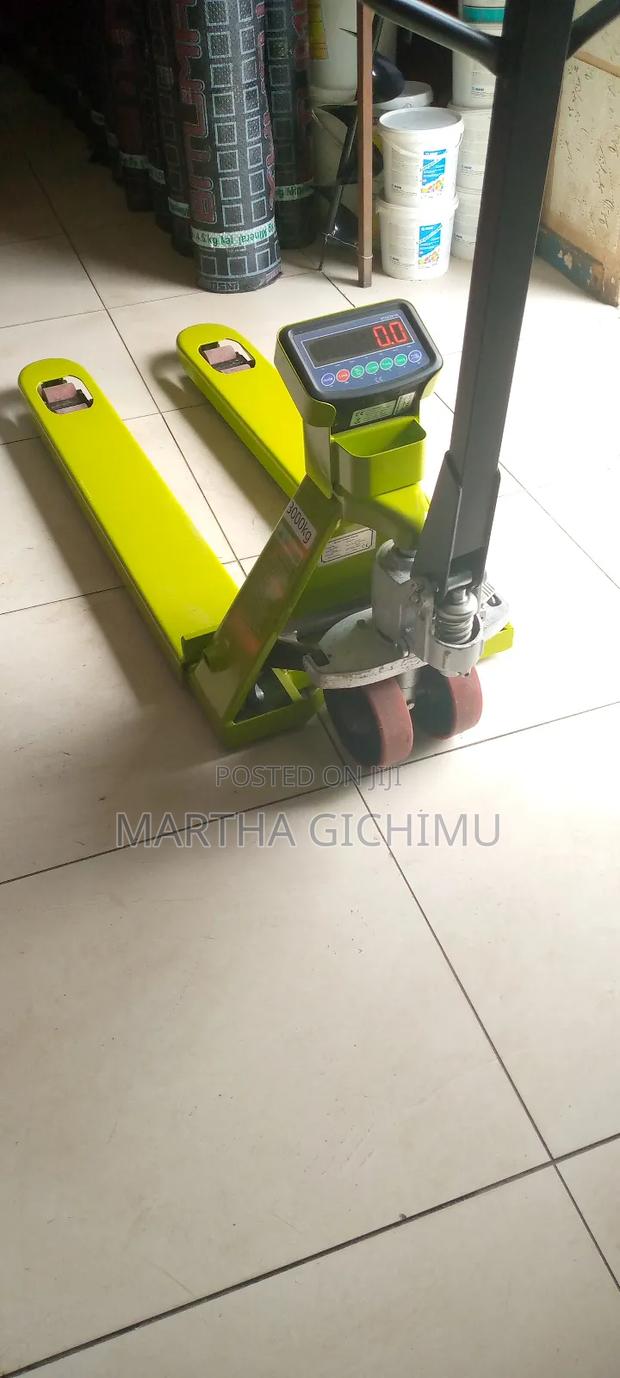 Pallet Truck - main view