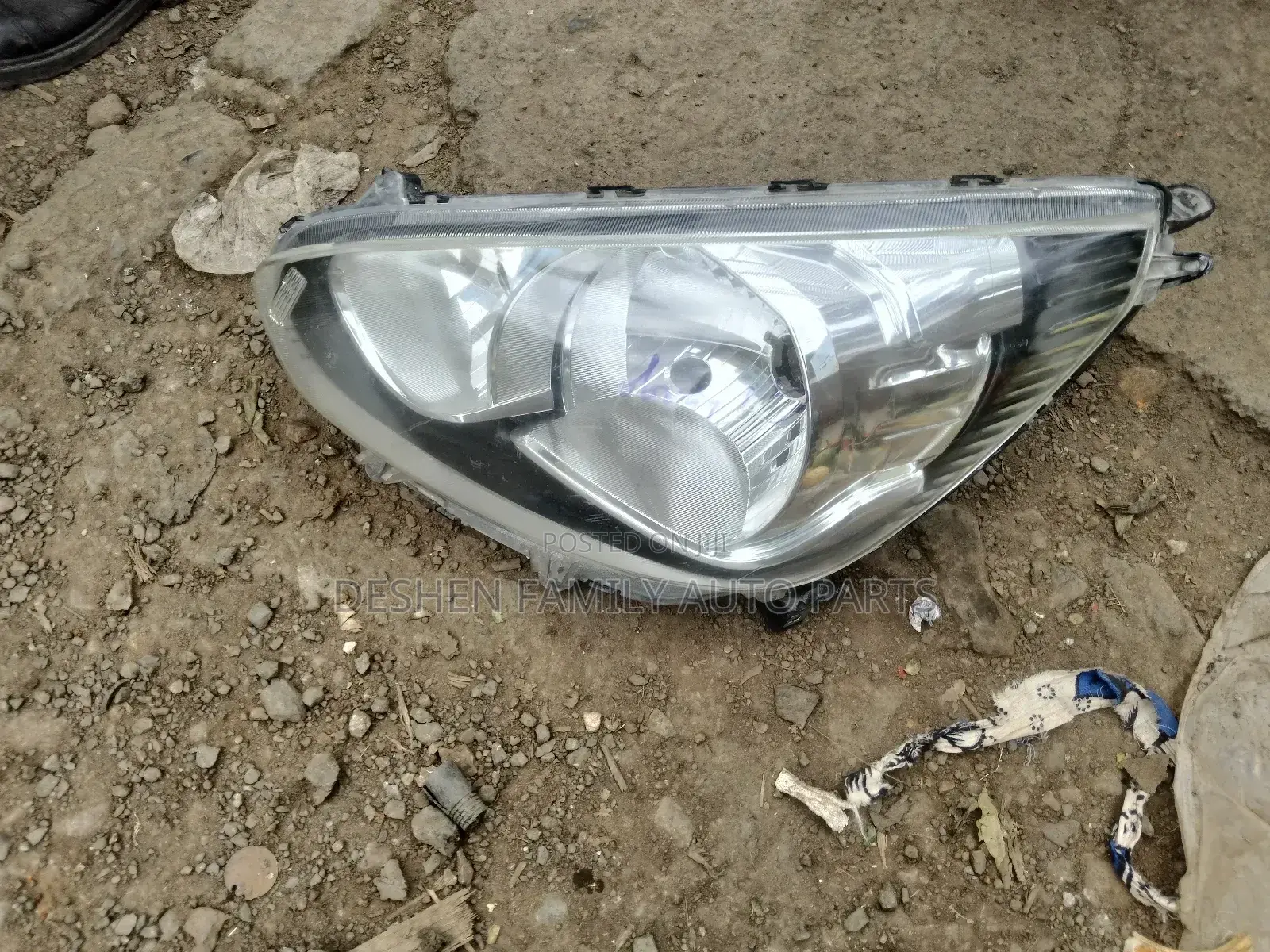 Mitsubishi Mirage Headlight/ Headlamp ##