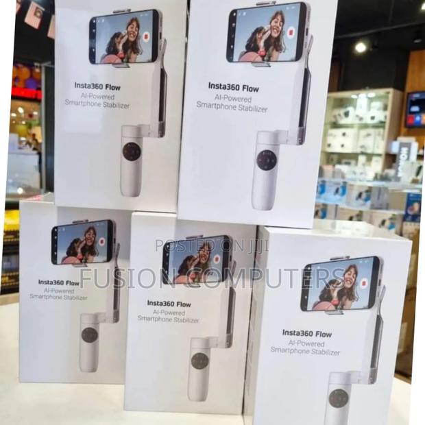 Insta360 Flow Gimbal Stabilizer for Smartphone, - thumbnail 3