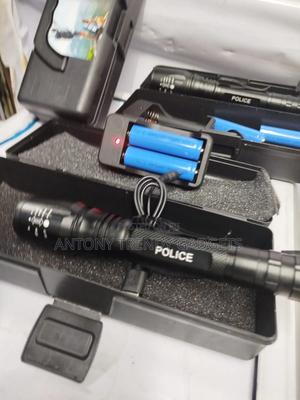 Police High Beam Zooming Flashlight - thumbnail 2