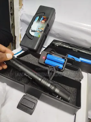 Zooming Police Flashlight