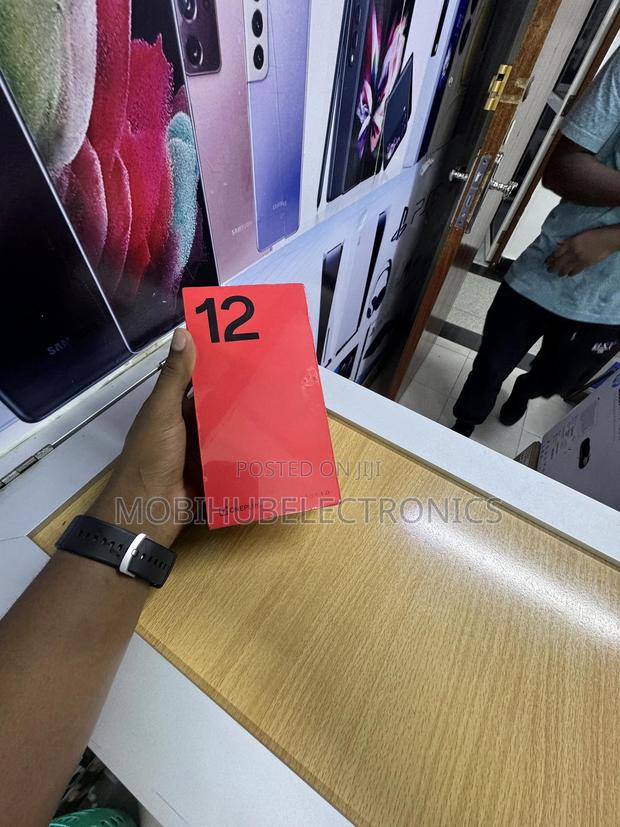 New OnePlus 12 512 GB Black