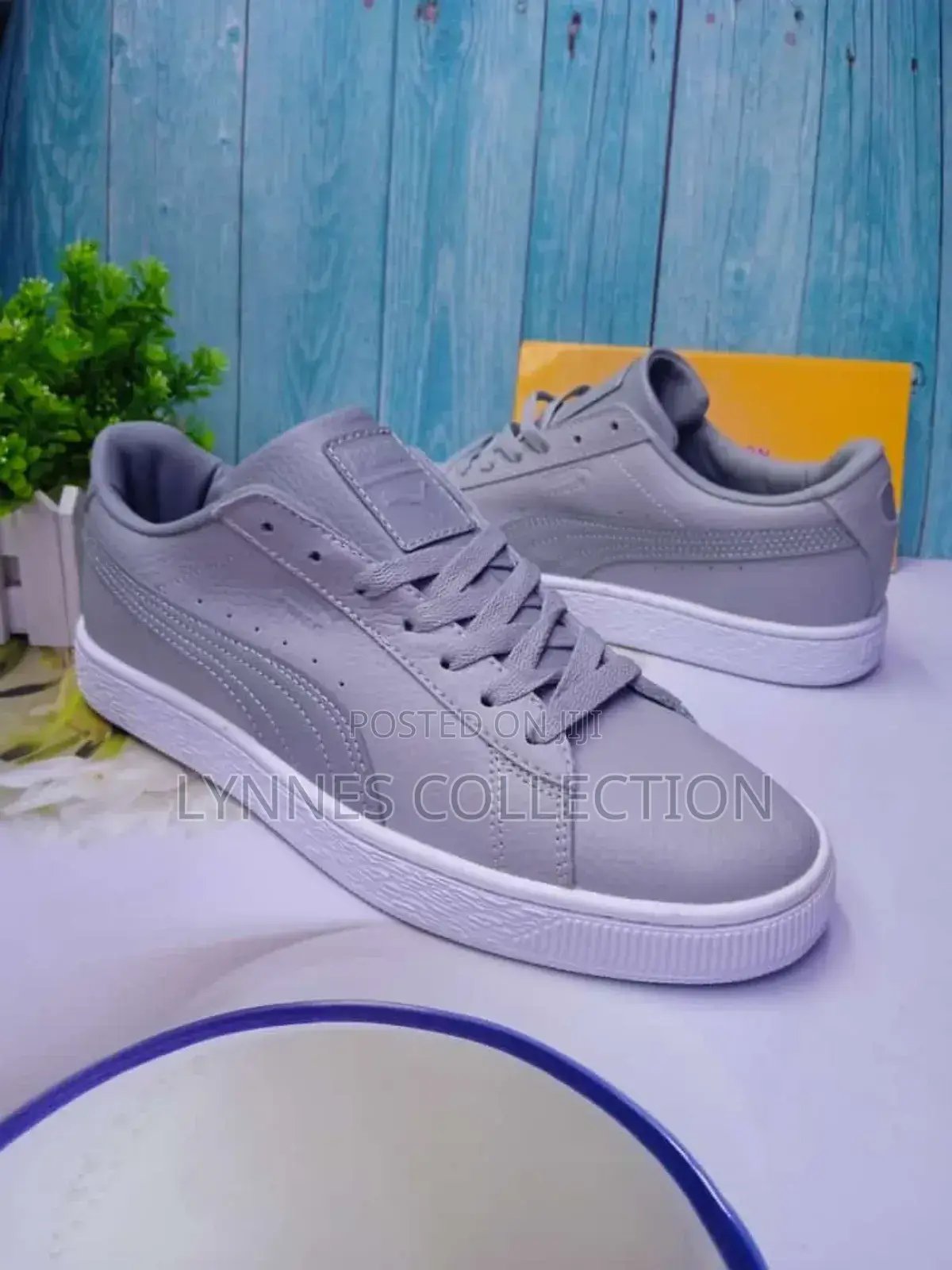 Puma Suede Sneakers