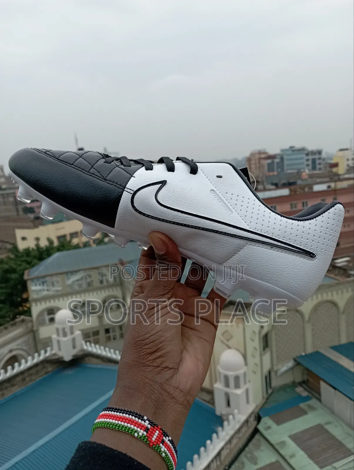Nike Tiempo Football Soccer Boots