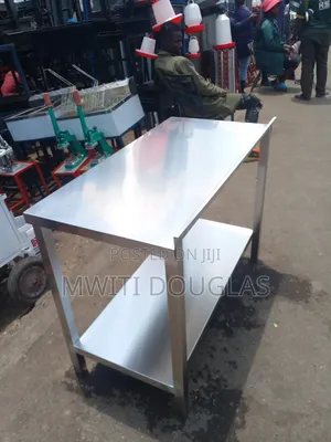 Official Classic Modern Table