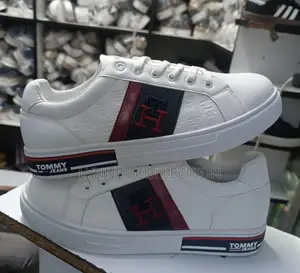 Tommy Hilfiger Whites