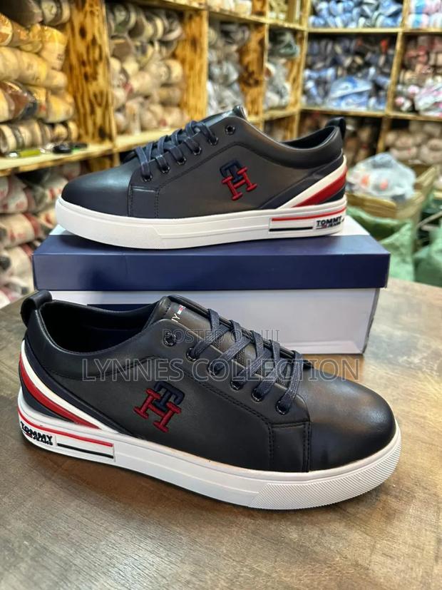 Rommtommy Hilfiger 
2 Designs - thumbnail 2