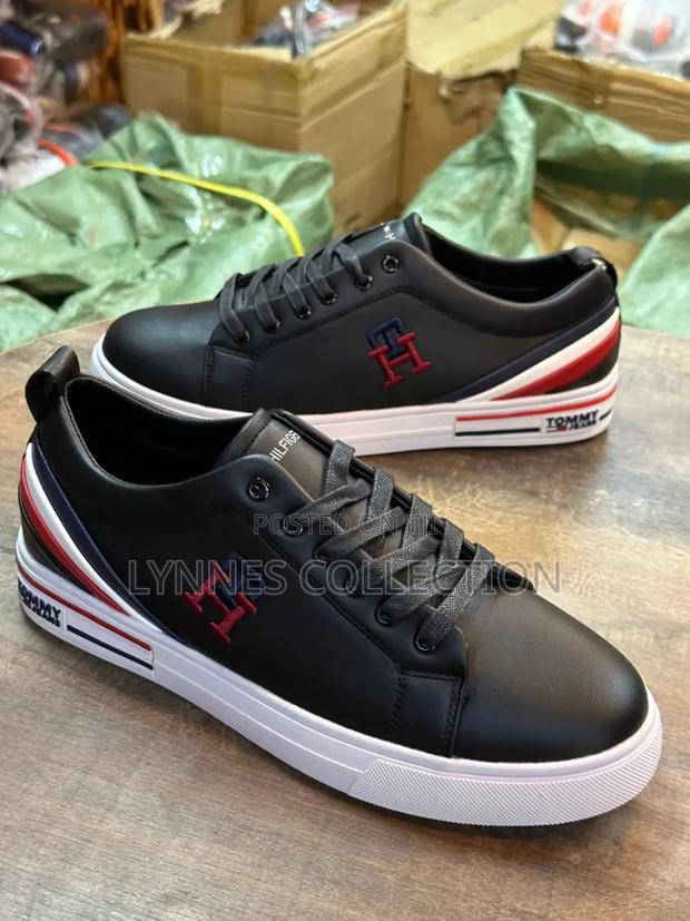 Rommtommy Hilfiger 
2 Designs - thumbnail 4