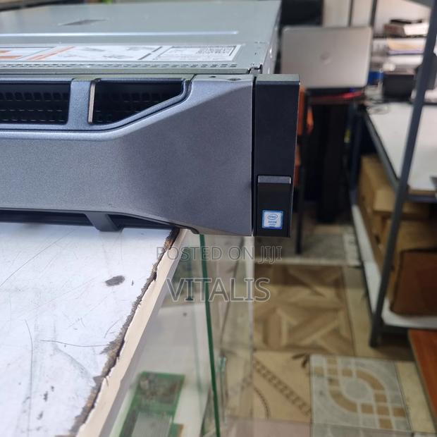 Server Dell PowerEdge R740xd 48GB Intel Xeon HDD 1T - thumbnail 3