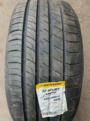 245 /45 R19 Dunlop Japan