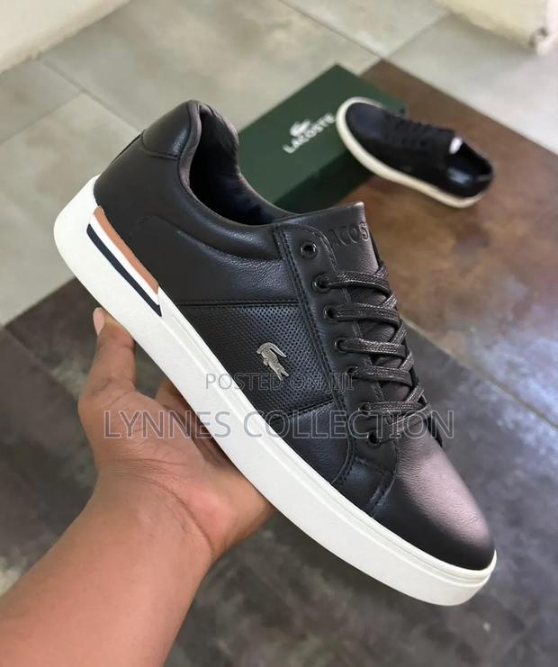 Lacoste Sneakers