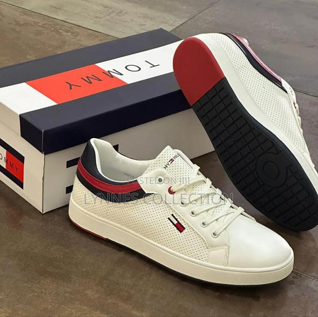 Tommy Hilfiger - thumbnail 3