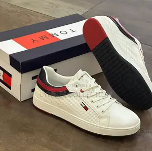 Tommy Hilfiger