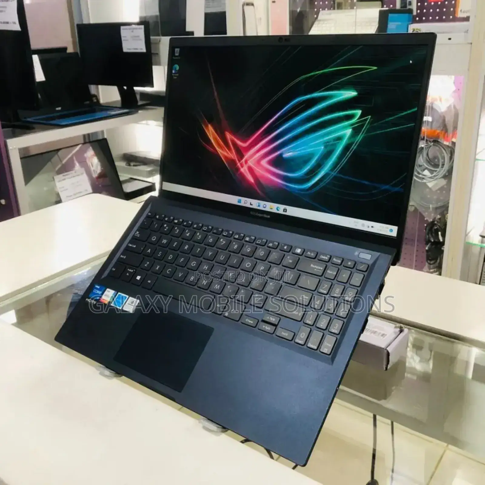 New Laptop Asus 8GB Intel Core I5 SSD 512GB