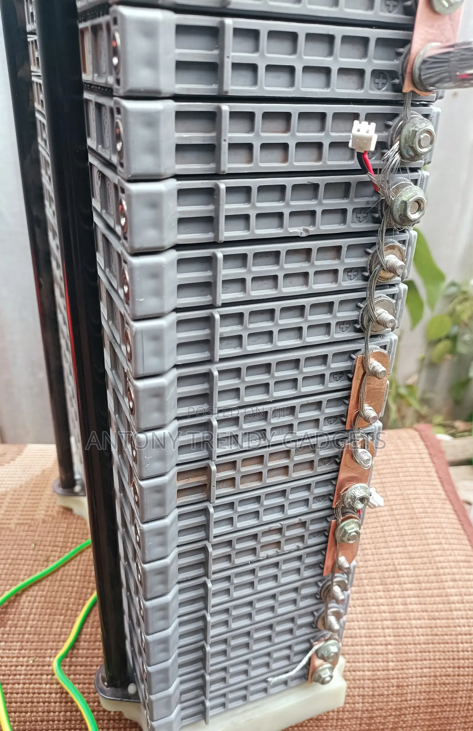 Hybrid Maxcell - Durable And Efficient Battery Cell