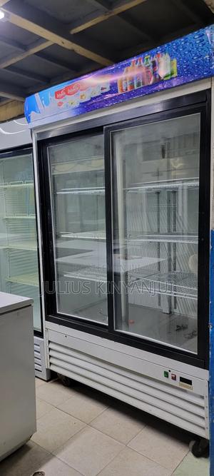 Sliding Doors 1500L Display - main view