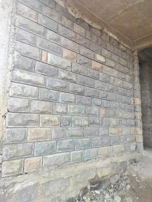 Mixed Colours Bush Stones - thumbnail 2