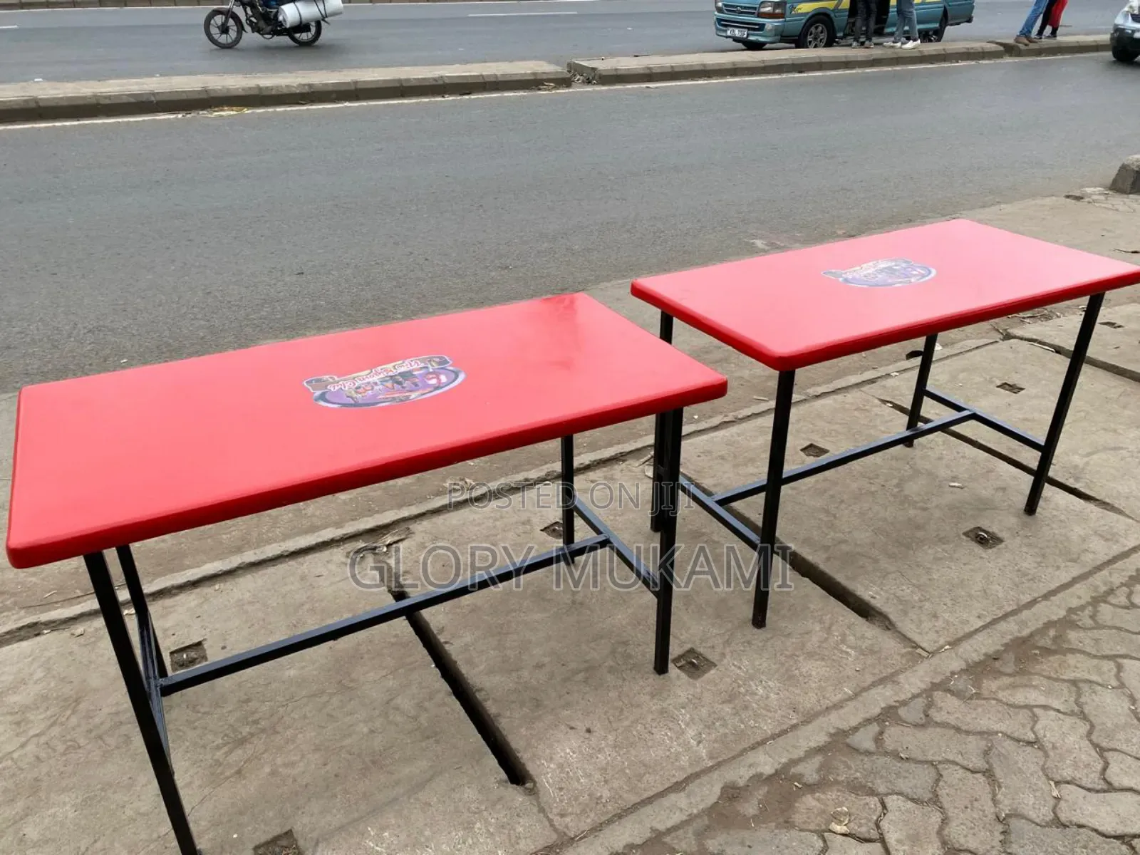 Restaurants and Bar Table