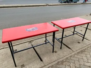 Restaurants and Bar Table