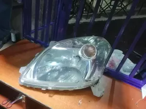Toyota Raum Non Zenon Headlamp 2005/2010, Ex Japan
