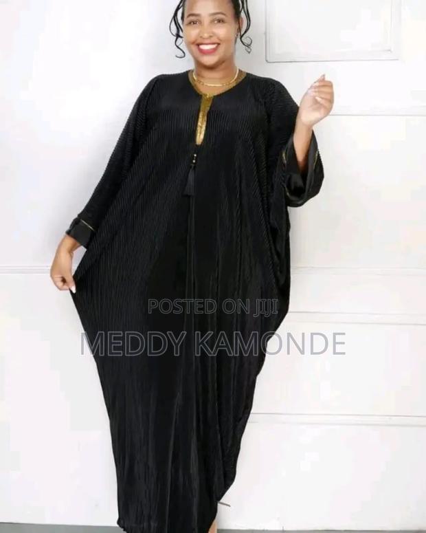 Designer Maxi Dress - thumbnail 3