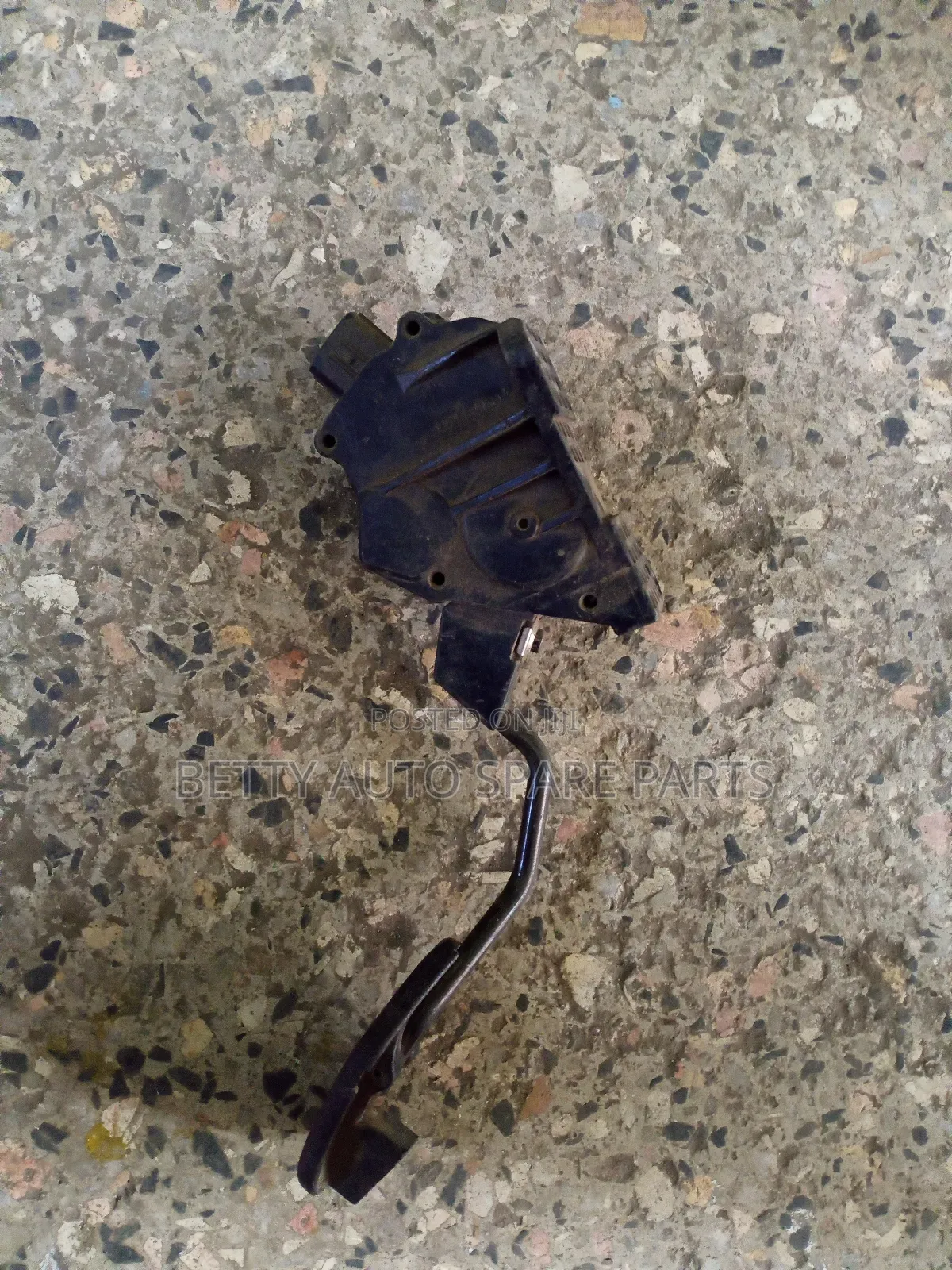 Toyota Vitz Gear Pedal