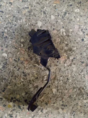 Toyota Vitz Gear Pedal