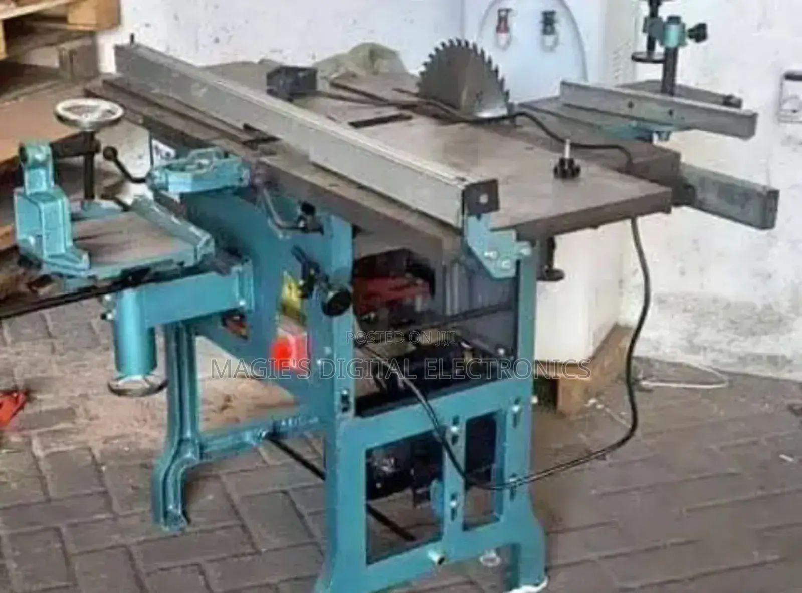 Powerful Wood Working Machine
