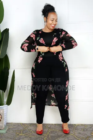 Dsigner Floral Kimono