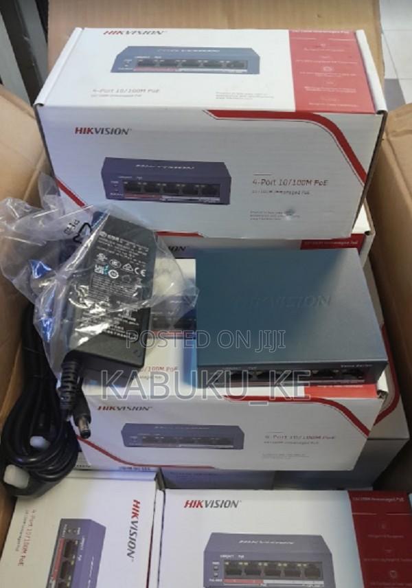 Hikvision DS-3E0105P-EM(B) 4port Poe Switch New