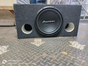 Pioneer 32S4 1500watts Single Coiled Speaker.