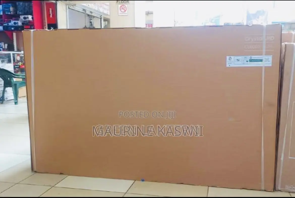 Samsung 85′′ Cu8000 Crystal