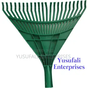 Plastic Leaf Rakes In Wholesale