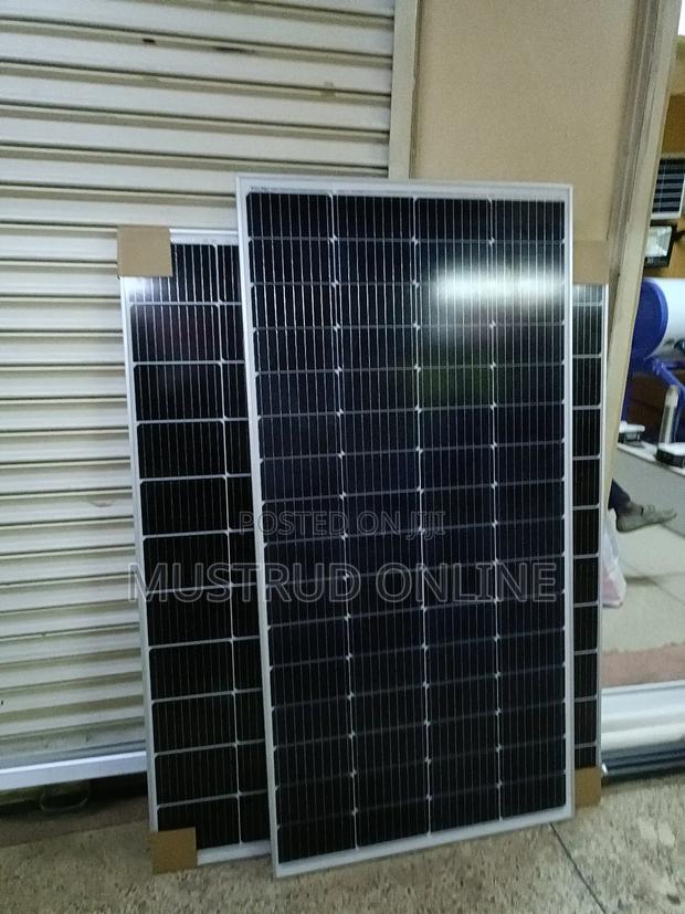 300w Solar Panels - main view